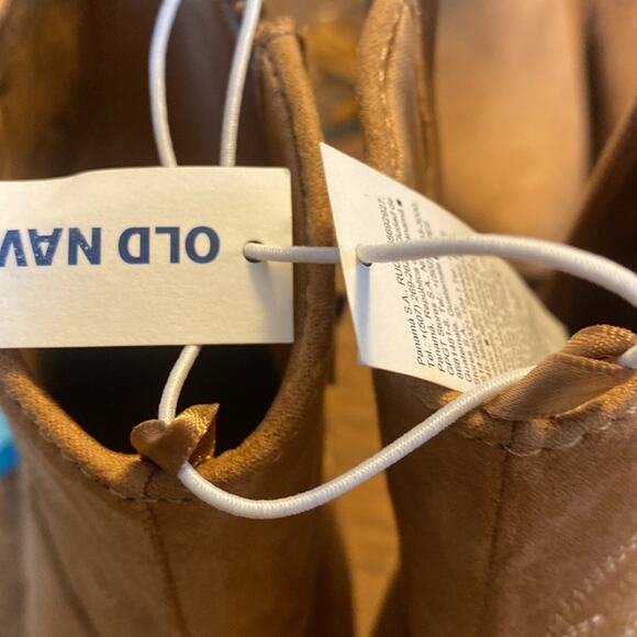 Old Navy faux Caramelized Toffee Leather Western Boot - Picture 9 of 9